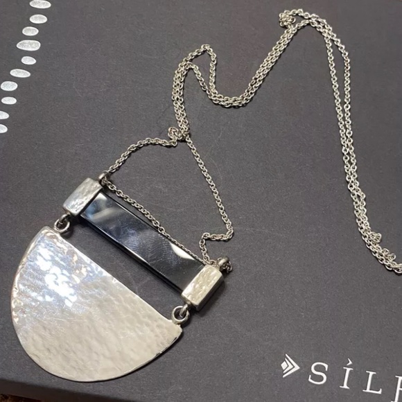 Silpada Vintage Sterling Silver Onyx Large Half Moon Pendant Necklace. - Picture 5 of 10